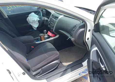 2013 Nissan Altima 2.5 S из США, поврежденный, VIN 1N4AL3AP7DN584758